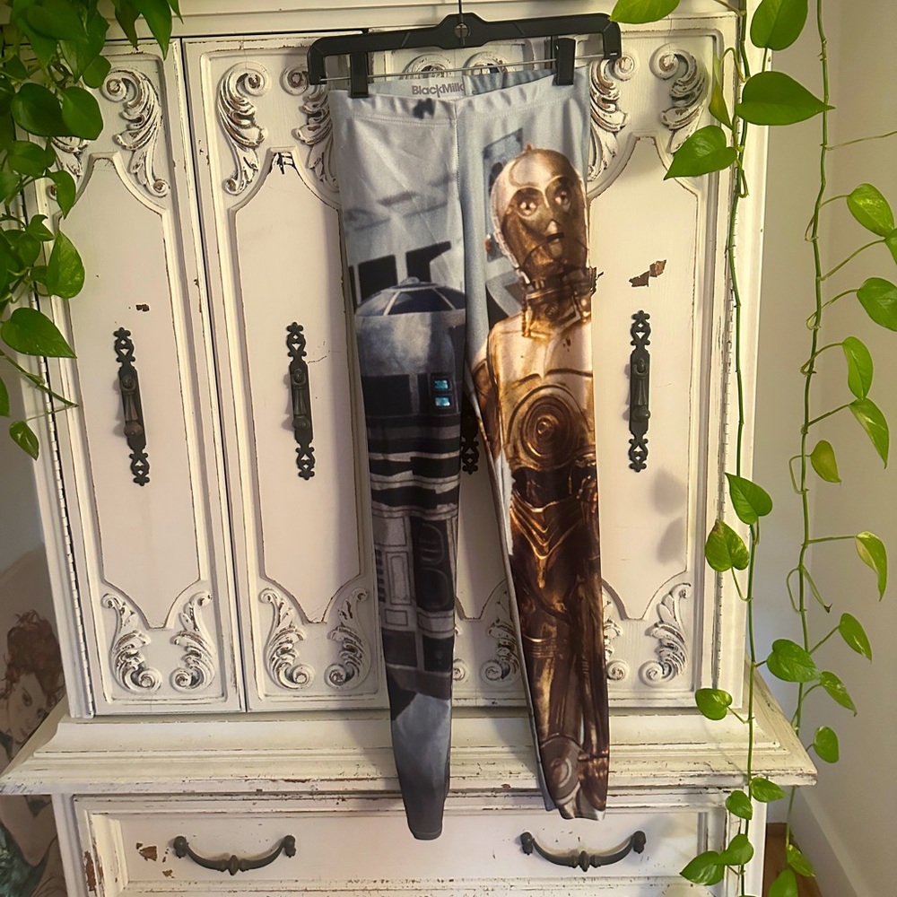 Blackmilk Star Wars R2-D2 and C-3PO Leggings